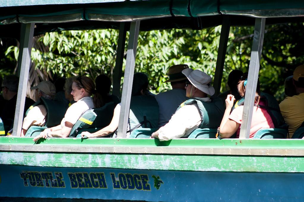 Turtle Beach Lodge Tortuguero Eksteriør billede
